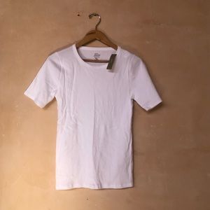 NWT organic cotton tee